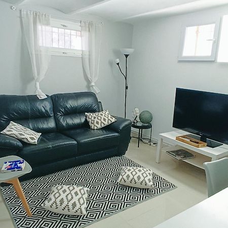 Villa Avec Piscine Et 3 Logements Ideale Groupe Marseille Luaran gambar
