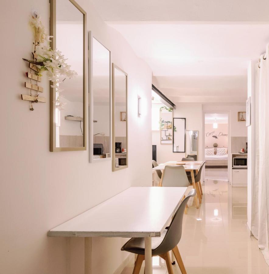 Villa Avec Piscine Et 3 Logements Ideale Groupe Marseille Luaran gambar